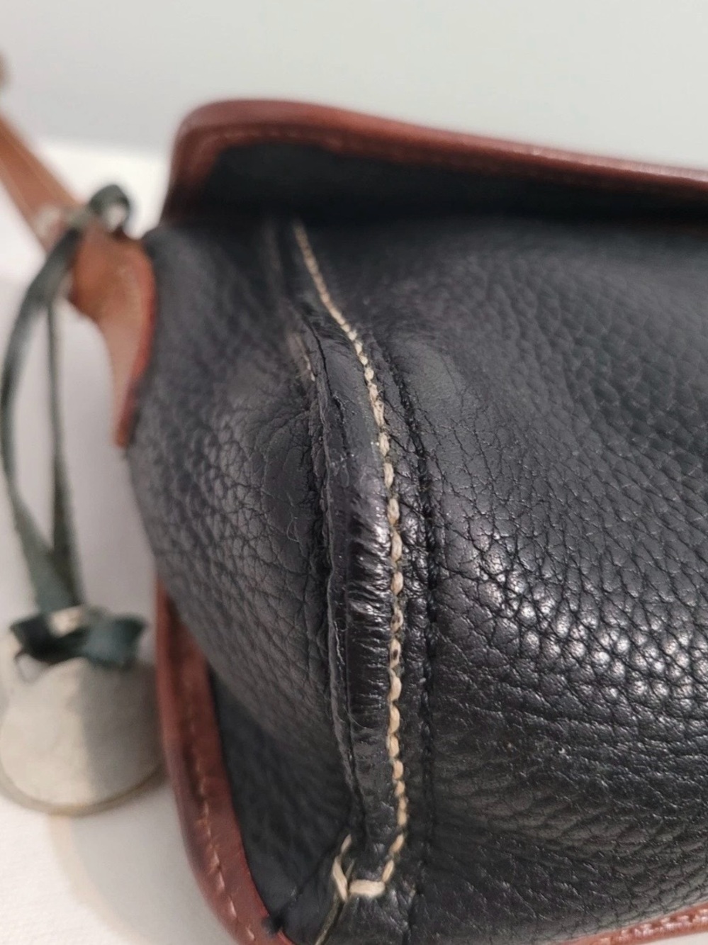 Vintage Dooney & Bourke AWL Black & Brown Leather Crossbody Bag - Picture 11 of 16